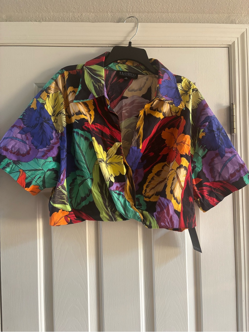 Eloquii Tropical Floral Cropped Shirt - Black Multicolor